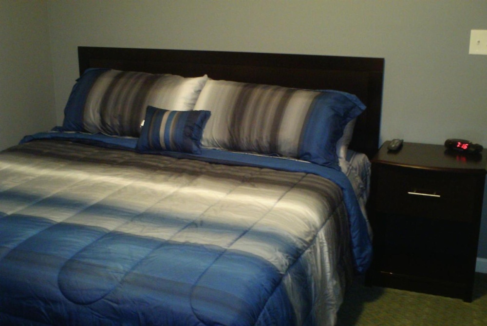 Pine Tree Inn